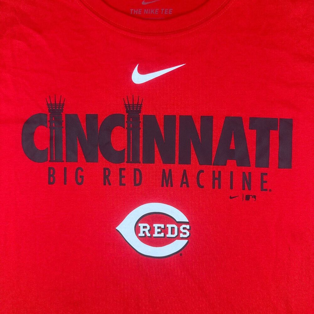 Nike Cincinnati Reds Men's XL Red Local Legend Dri-Fit Short Sleeve Red T-Shirt